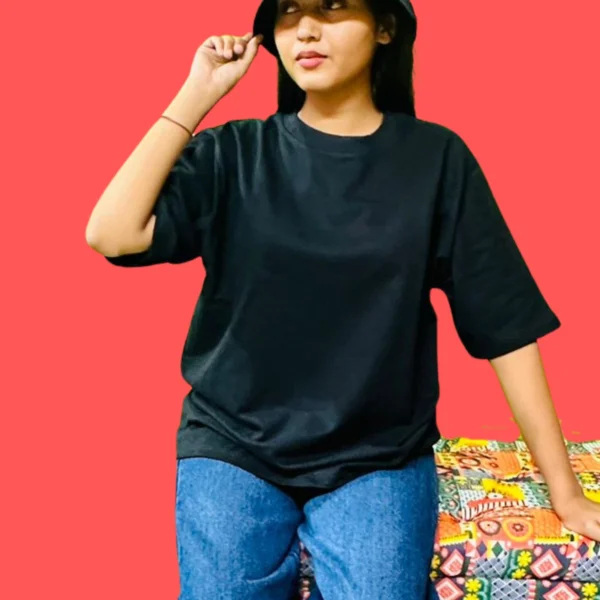 135 Plain Black Oversized T-Shirt for Women