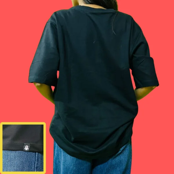 137 Women's Plain Black Oversized T-Shirt