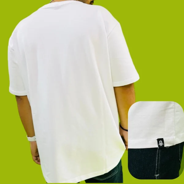 34_Men’s Minions White Oversized T-Shirt. Elevate Your Style With This Must-Have Trendy Tee (1) Men’s Minions White Oversized T-Shirt