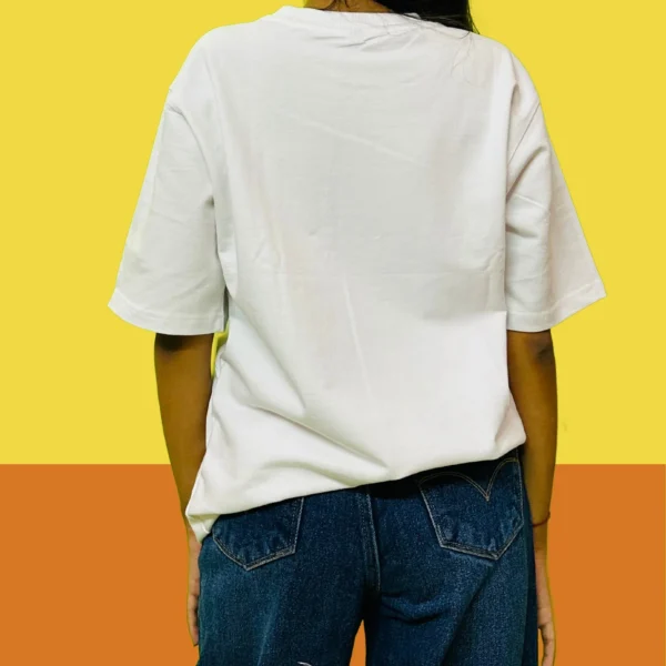 44_Women’s White Graphic Printed Oversized T-Shirt. Stylish Charm and Comfort for Everyday Wear (1) Women's Bat White Graphic Printed Oversized T-shirt