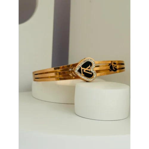 Elegant Gold-Plated Love Bangle